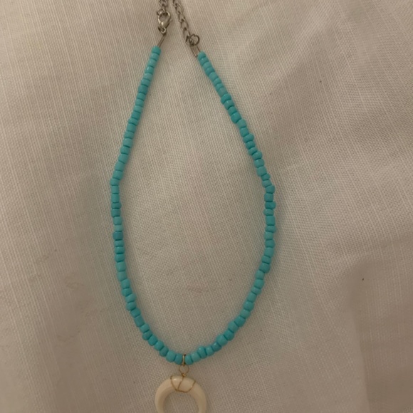 ALV Jewels Beaded Horn Necklace - Picture 2 of 2